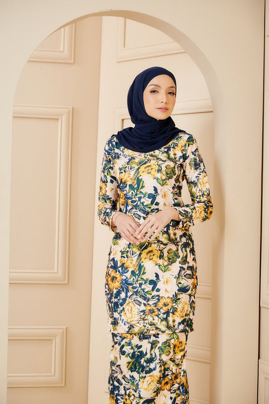 Maryam Kurung- Yellow Dust