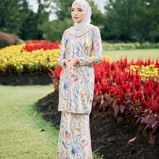 Kurung Maya