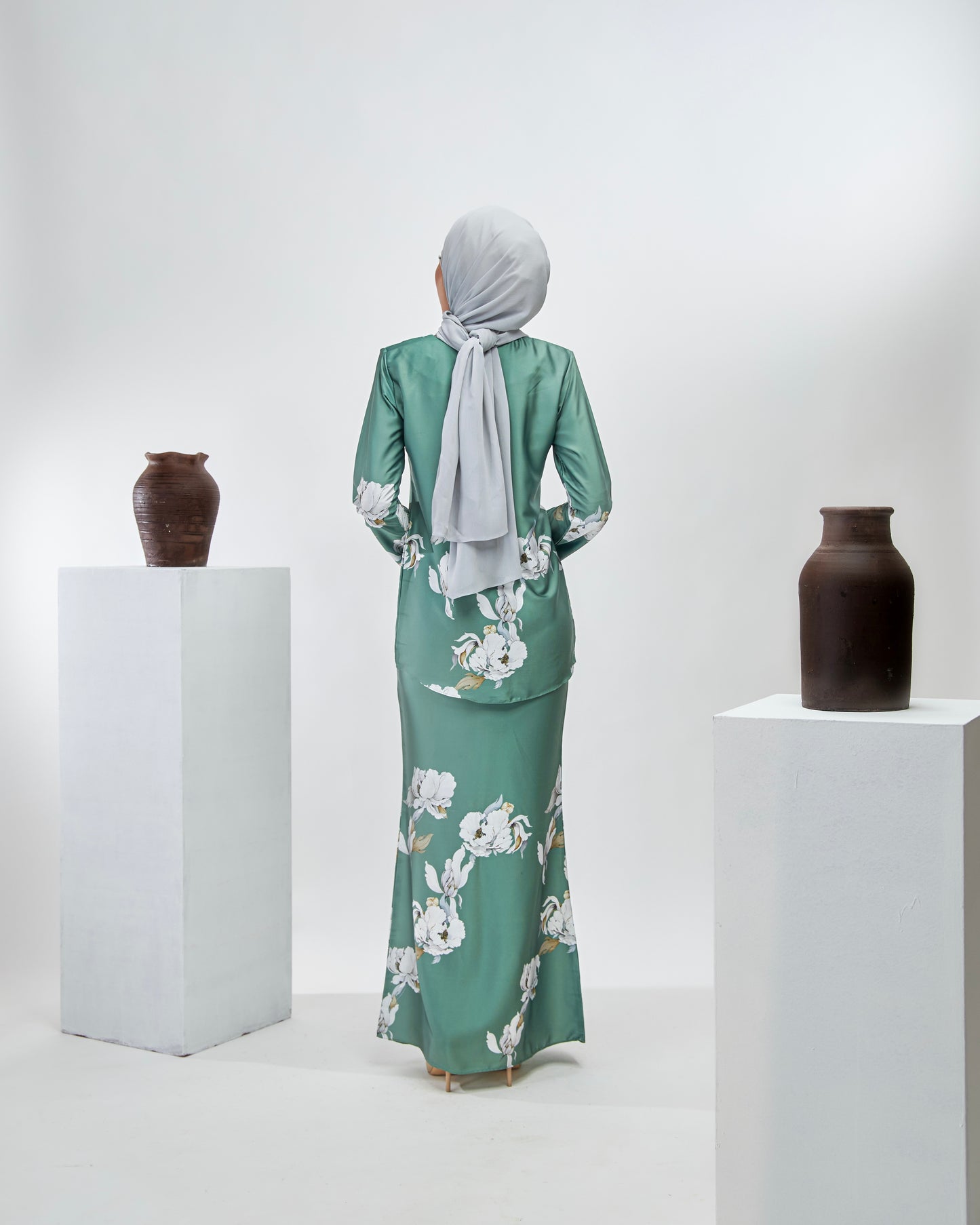 Kurung La'Zehra in Sage Green