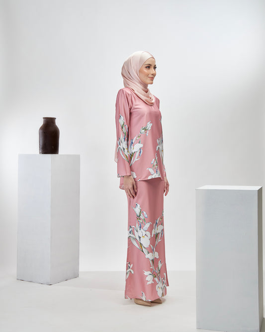 Kurung Te'sserea in Soft Pink